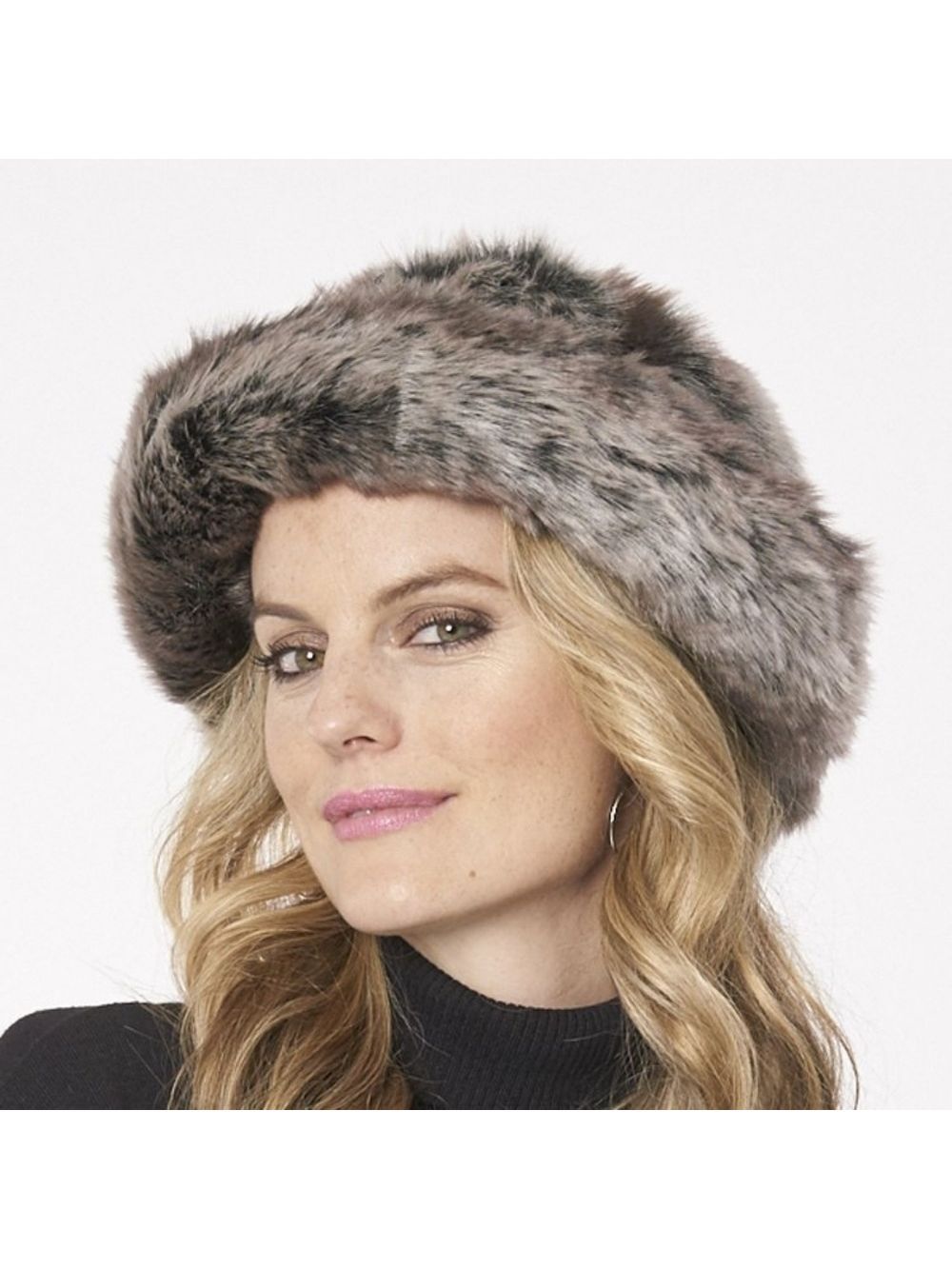 Nwt Faux fur hat and collar scarf set brown